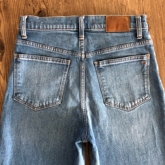 Madewell Slim Wide Leg Crop Jeans With Button Fly - Picture 4 of 8